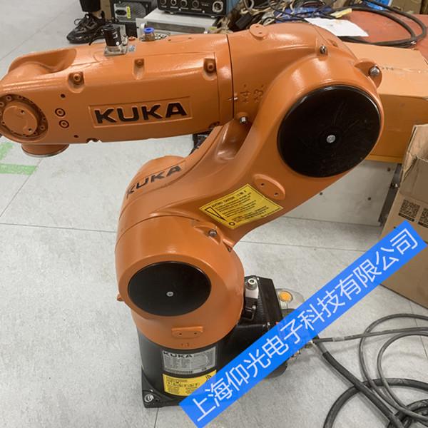 �⿨KUKA��ҵ�����˳�������ά�޷���